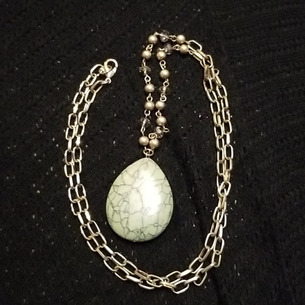 Necklace with stone